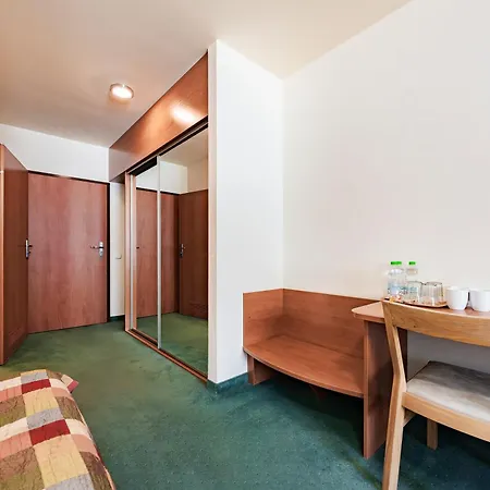 Bed & Breakfast Przystan Sobieszewo 2*